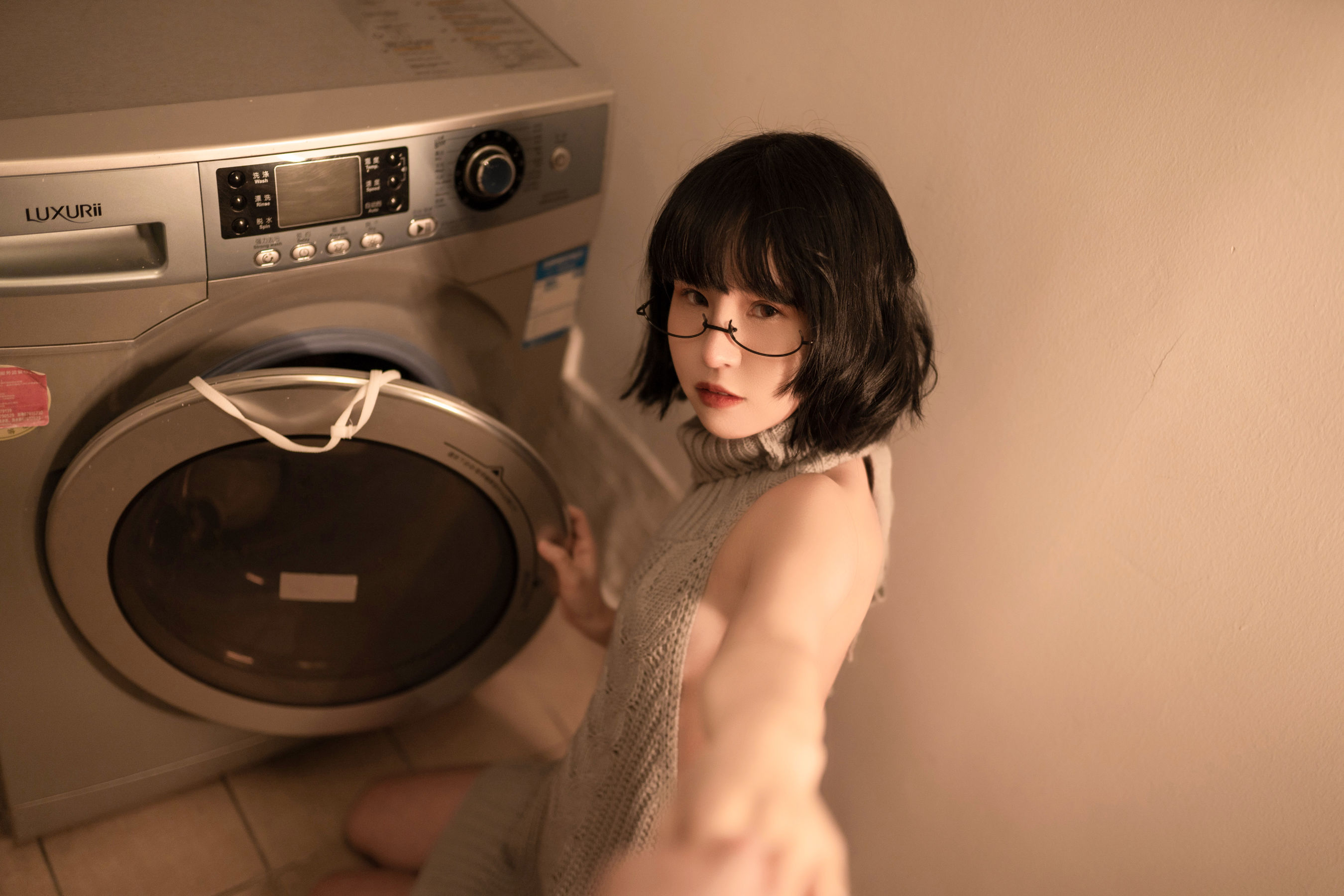 [COS福利] 美少女晕崽 - 维修洗衣机  第41张