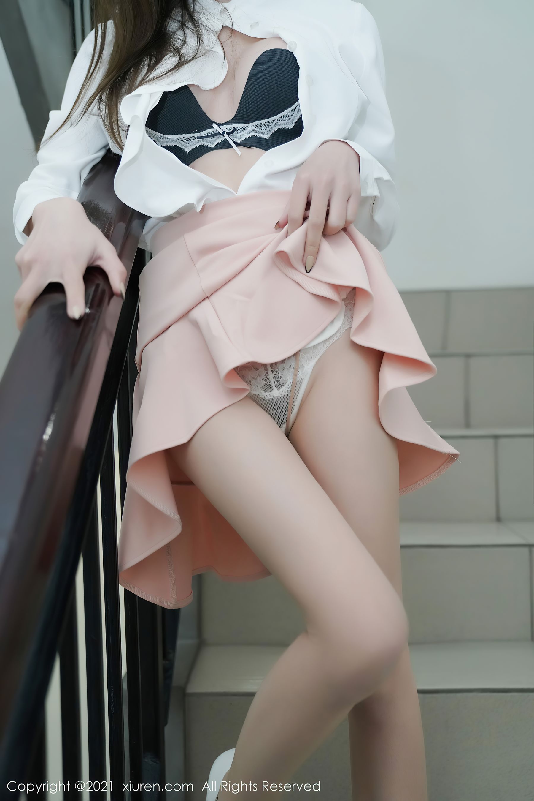 [秀人XIUREN] No.3046 周于希Sandy