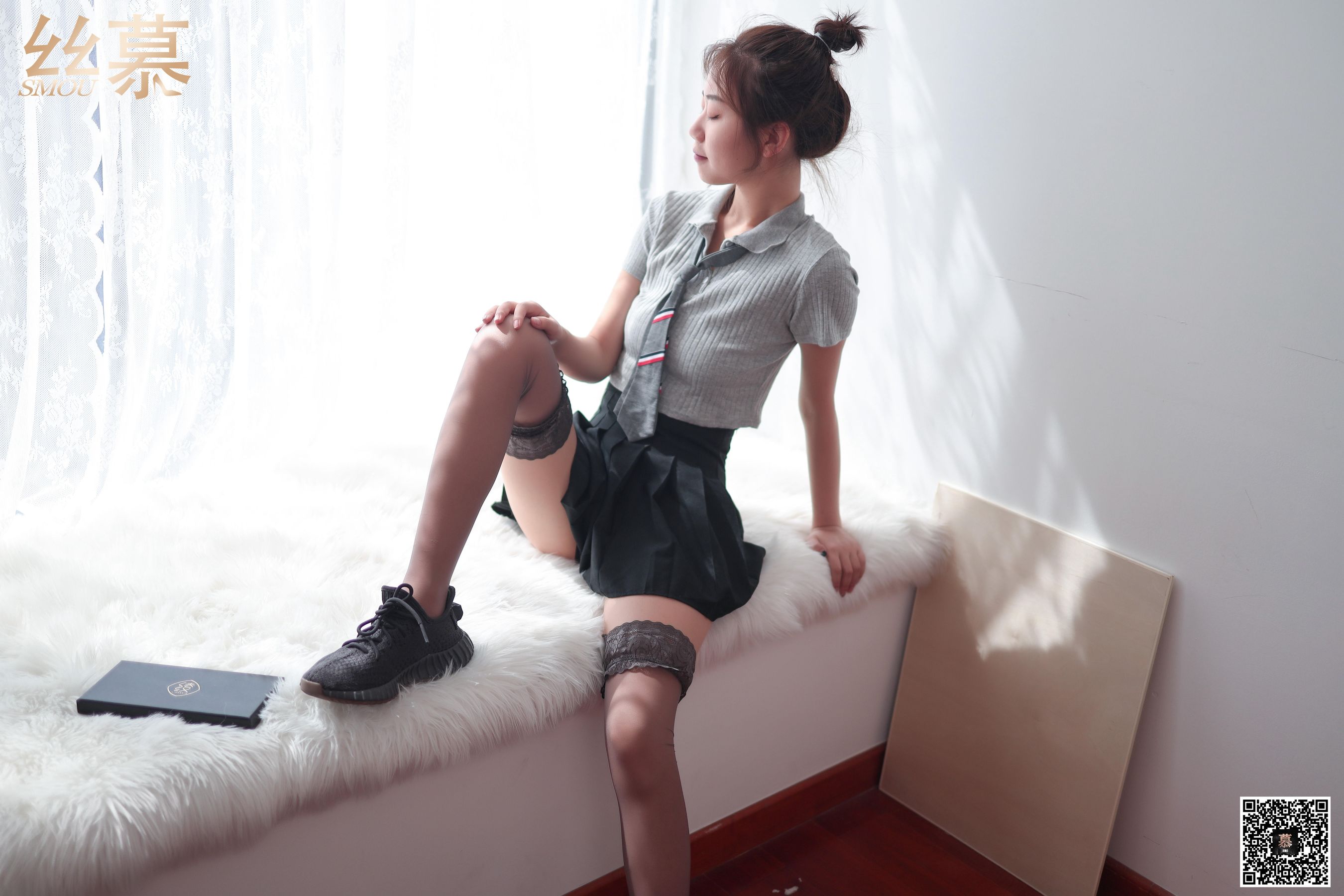 [丝慕] 特写集TX041 米朵 《缠在腿上的双丝诱惑》  第9张