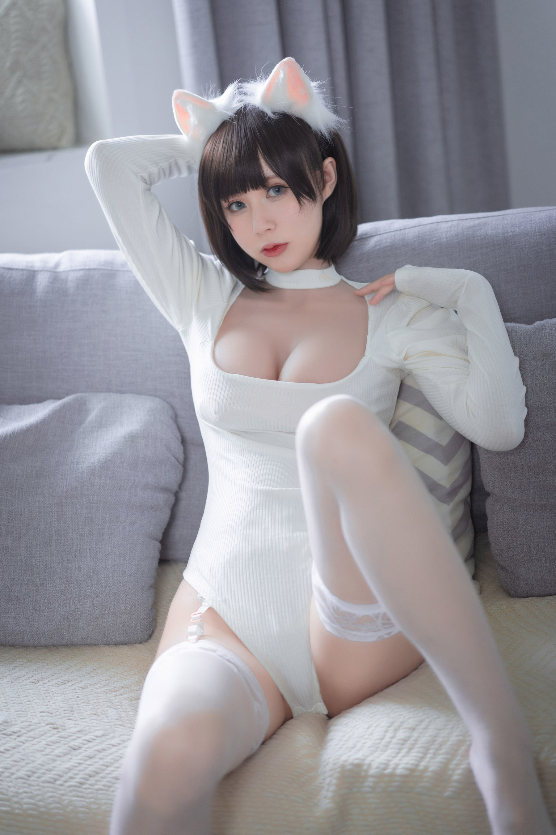 [网红COSER] 西园寺南歌 - 白猫白色连体衣  第27张