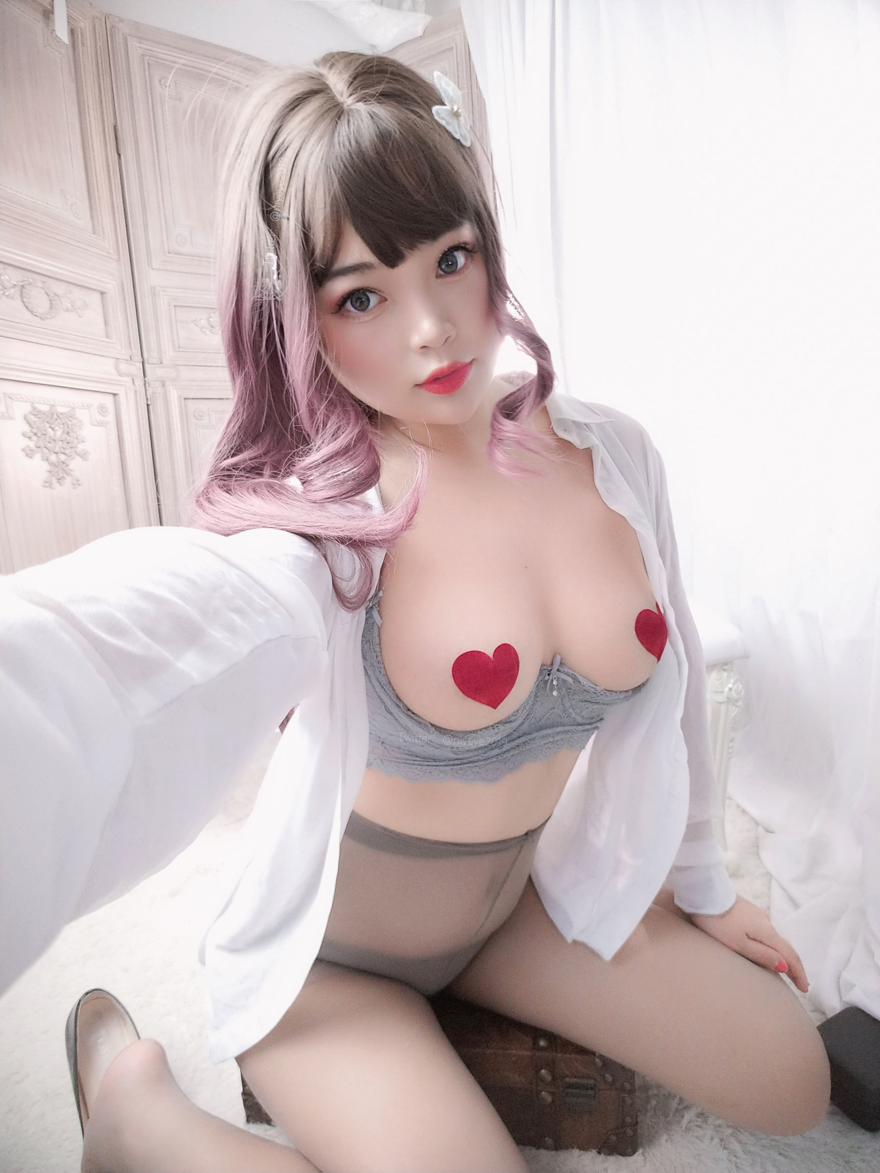 [网红COSER] 萌系小姐姐-白烨- - 秘书的私人时间  第33张