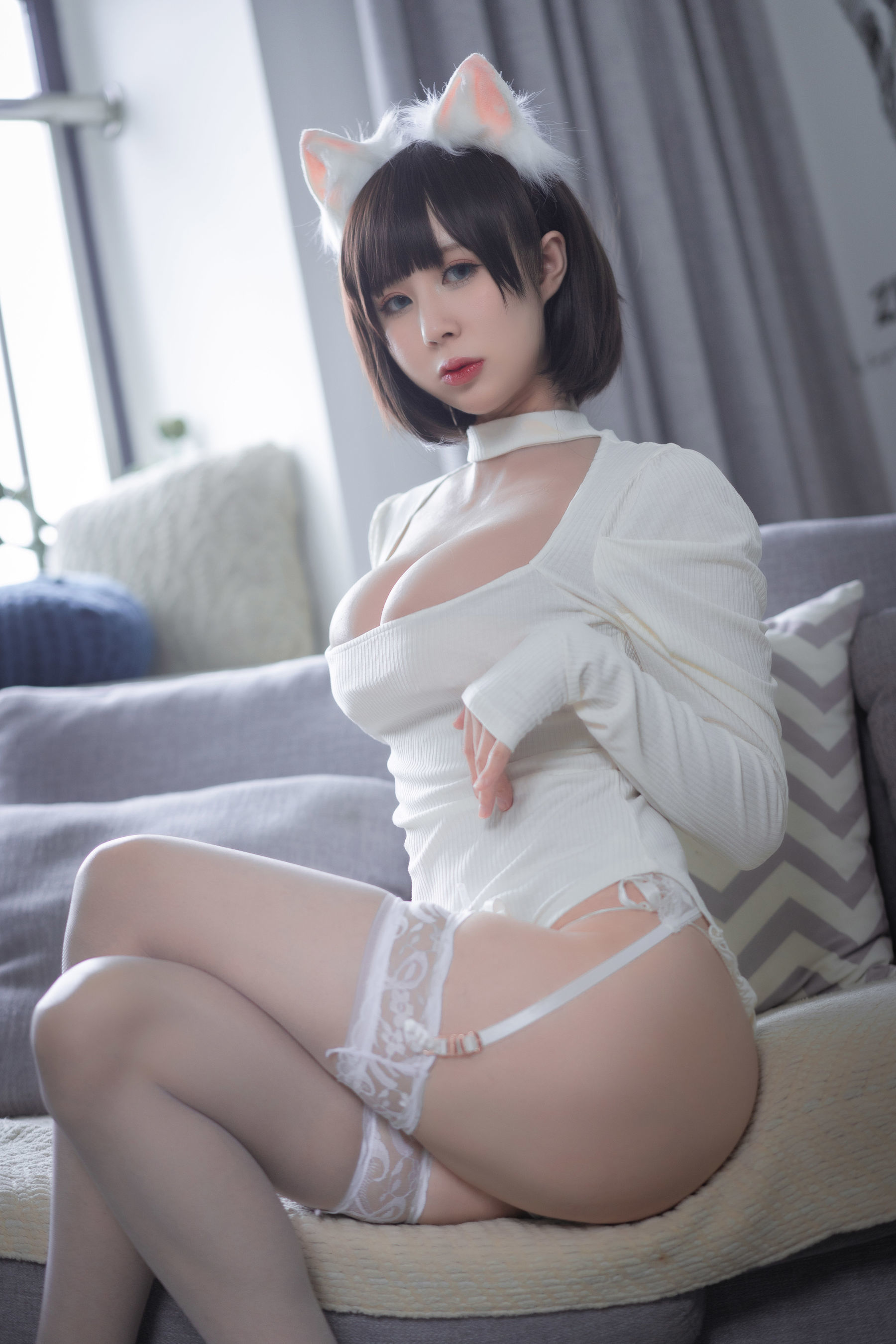 [网红COSER] 西园寺南歌 - 白猫白色连体衣  第20张