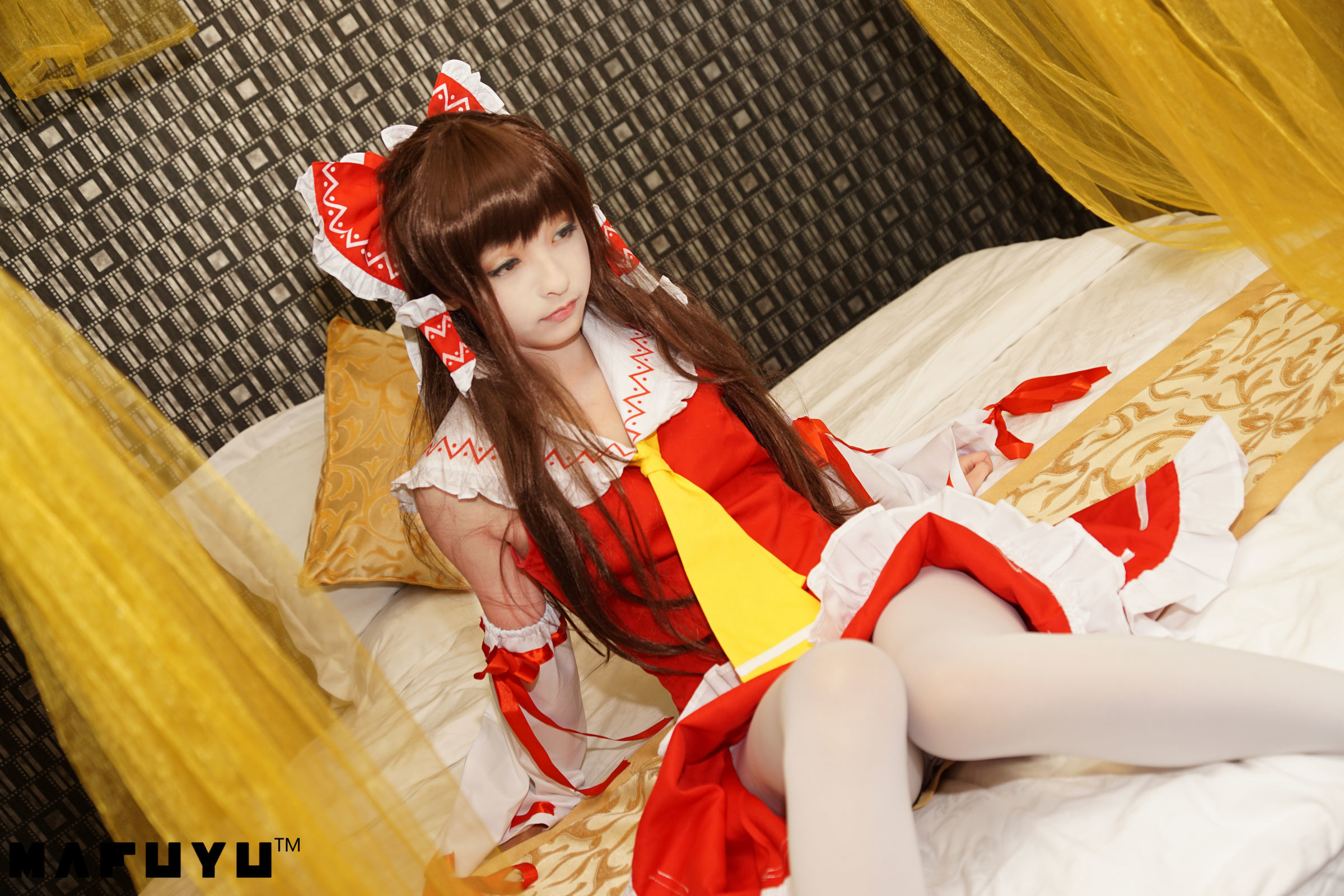 [萝莉COS] 神楽板真冬 COS Reimu猫娘系列套图