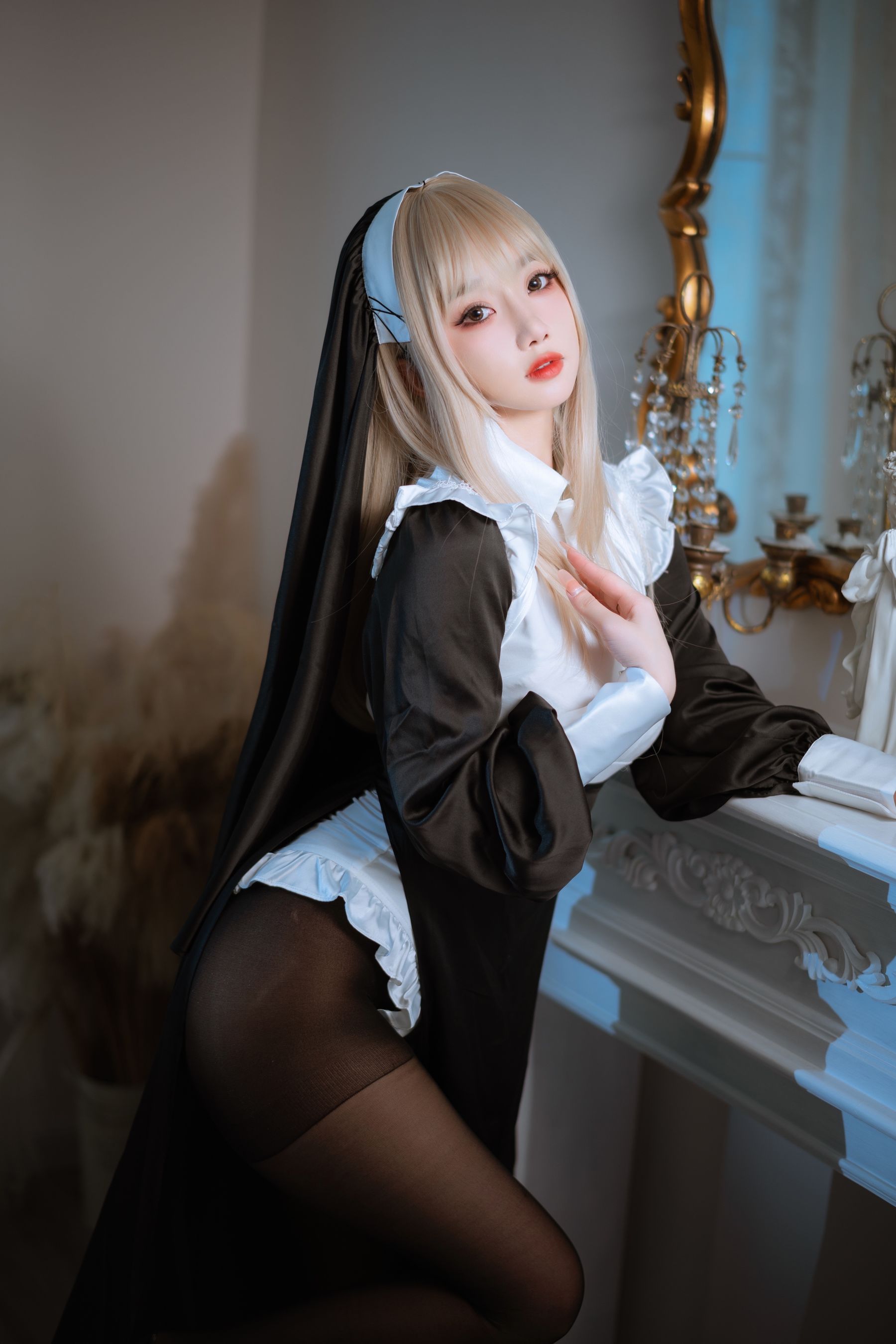 [福利COS] 白嫩美少女鬼畜瑶 - 修女  第10张