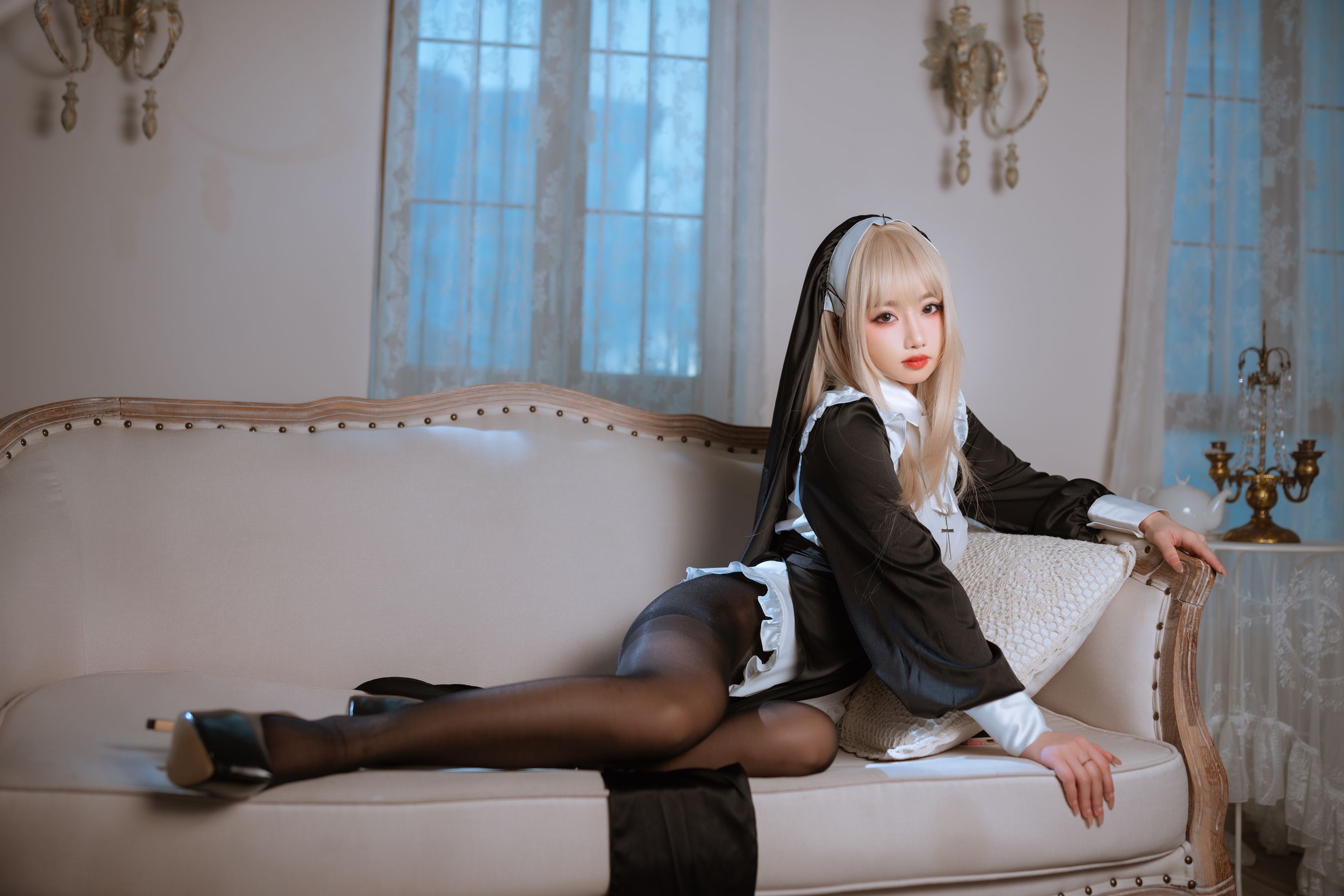 [福利COS] 白嫩美少女鬼畜瑶 - 修女  第36张